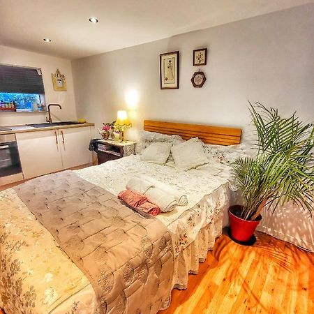The Apple And Plum Cottage Studio Apartment New Reading Bagian luar foto