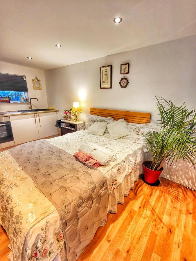 The Apple And Plum Cottage Studio Apartment New Reading Bagian luar foto