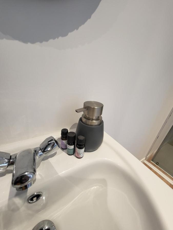 The Apple And Plum Cottage Studio Apartment New Reading Bagian luar foto